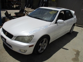 2002 LEXUS IS300 PEARL WHITE 3.0L AT Z16307